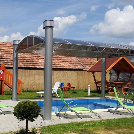 Arany Szolo Wellness Apartmanhaz Hévíz Exterior foto