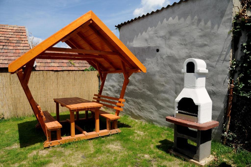 Arany Szolo Wellness Apartmanhaz Hévíz Exterior foto